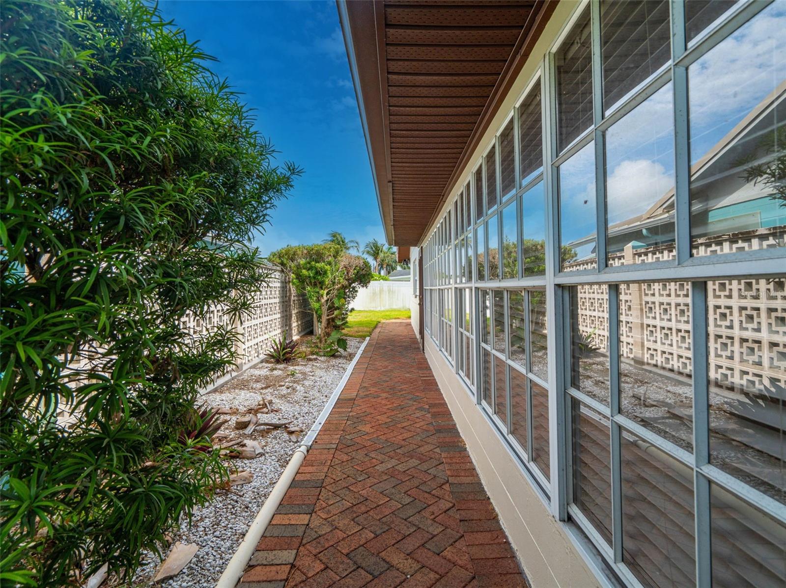 SOUTH CSWY ISLE YACHT CLUB 4TH ADD - Residential
