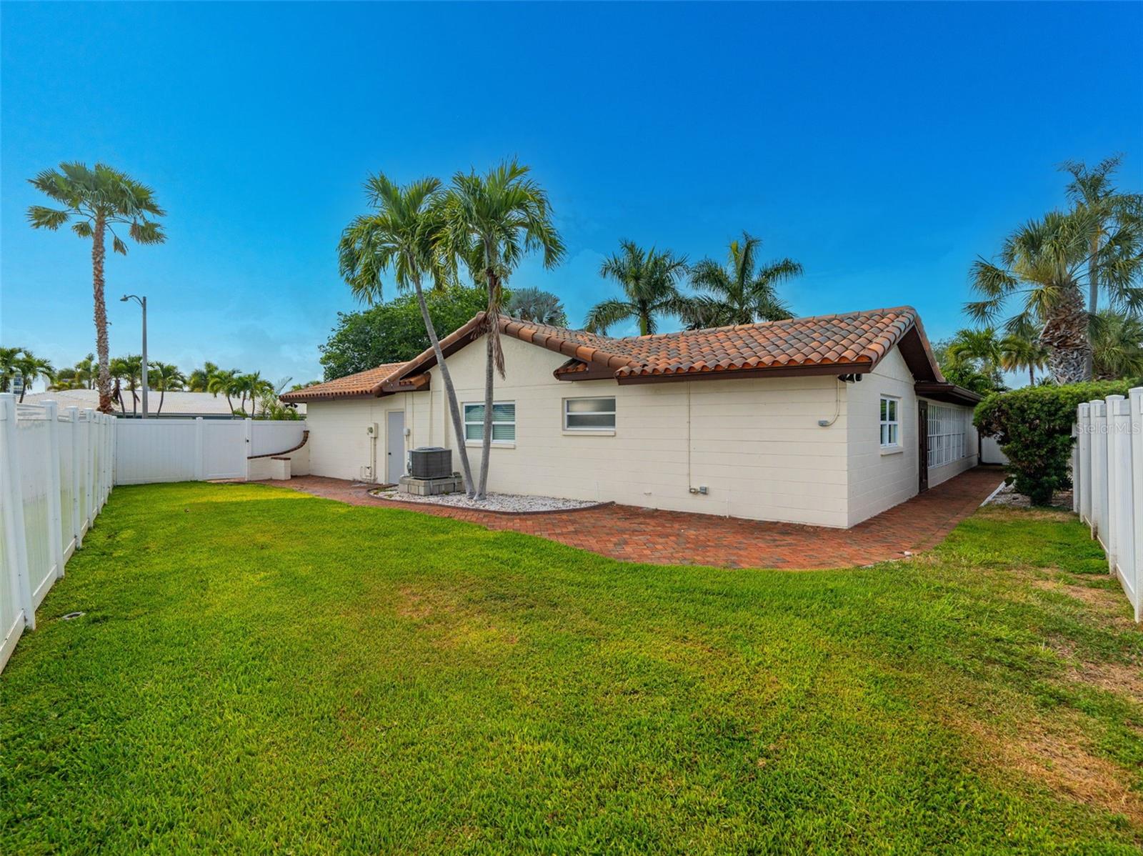 SOUTH CSWY ISLE YACHT CLUB 4TH ADD - Residential