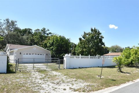 A home in CASSELBERRY