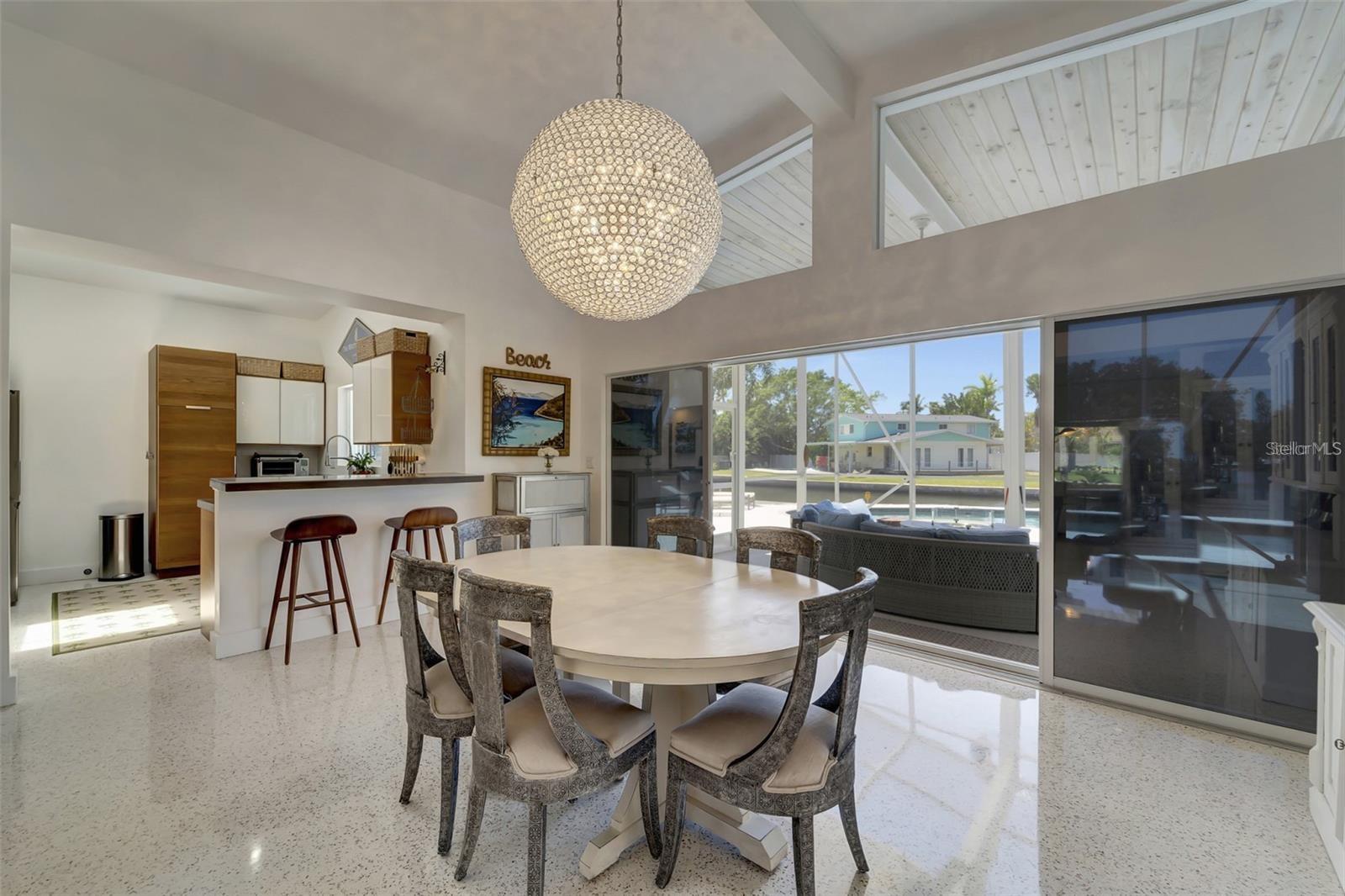 SARA SANDS - Residential