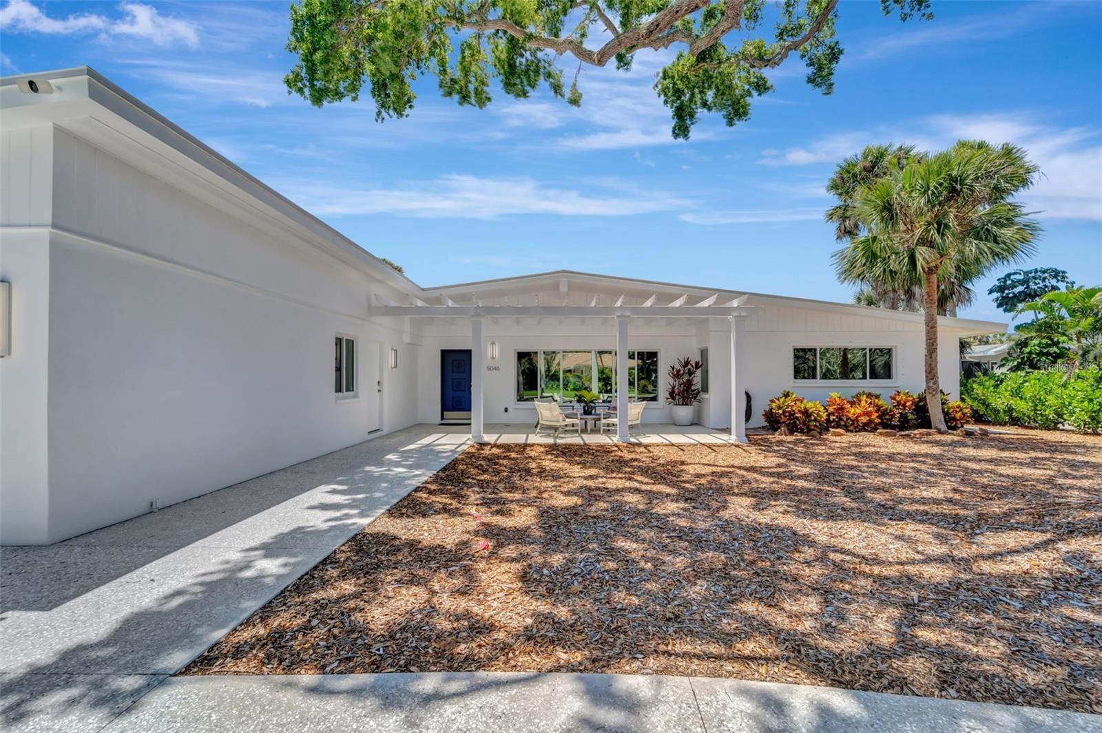 SARA SANDS - Residential