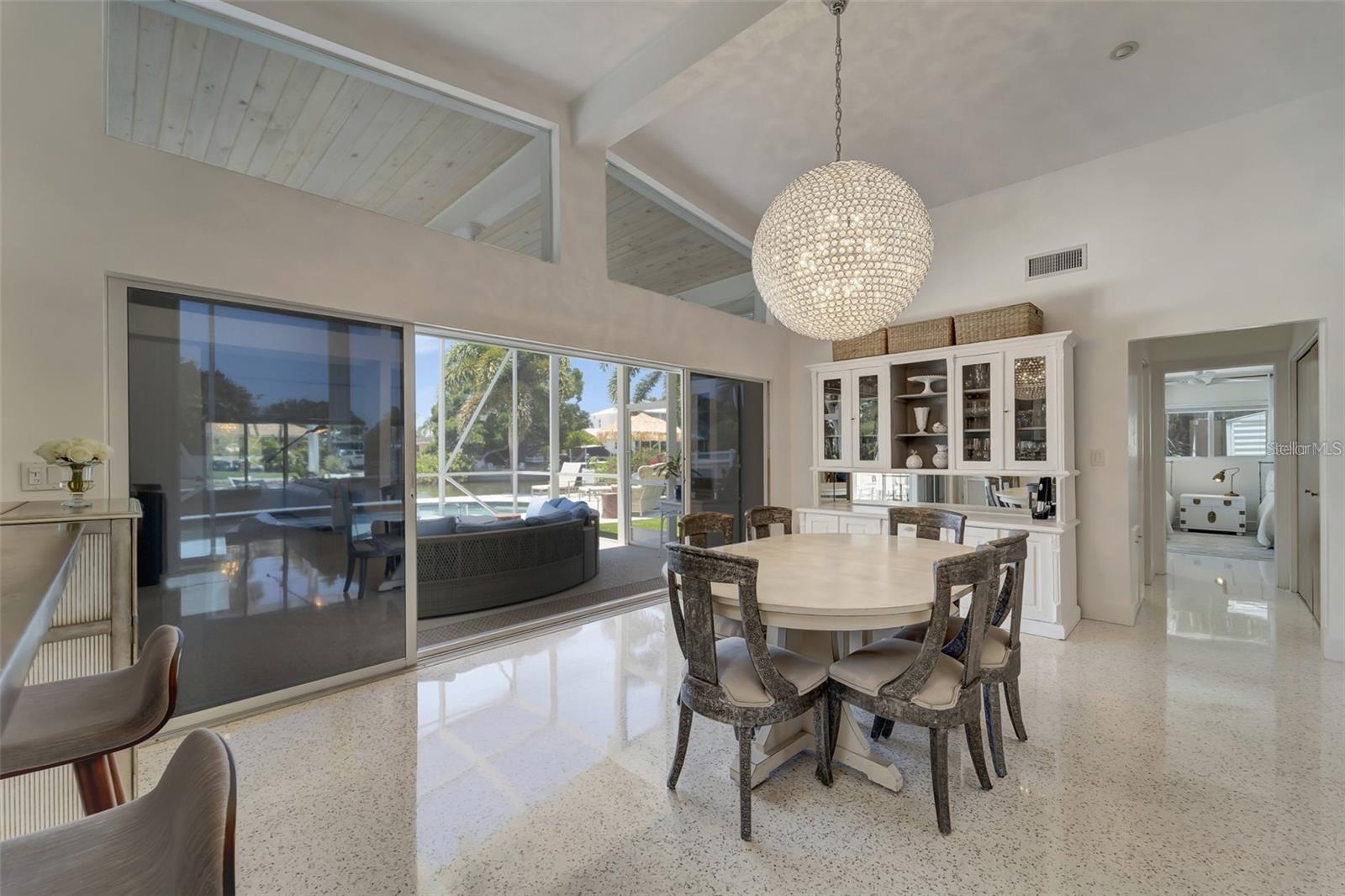 SARA SANDS - Residential