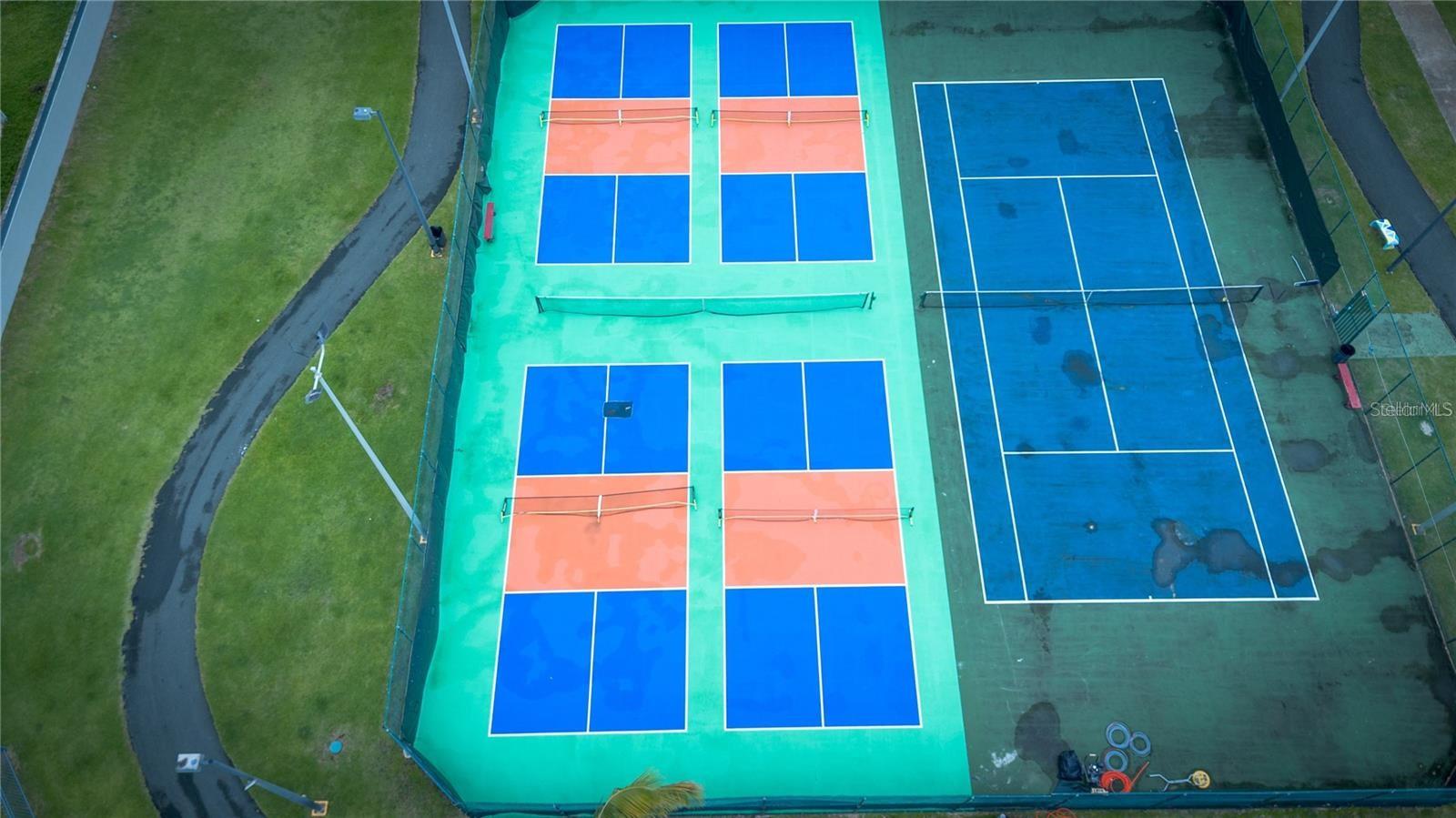 URB. CAMINO DEL MAR DEV. TOA BAJA - Residential