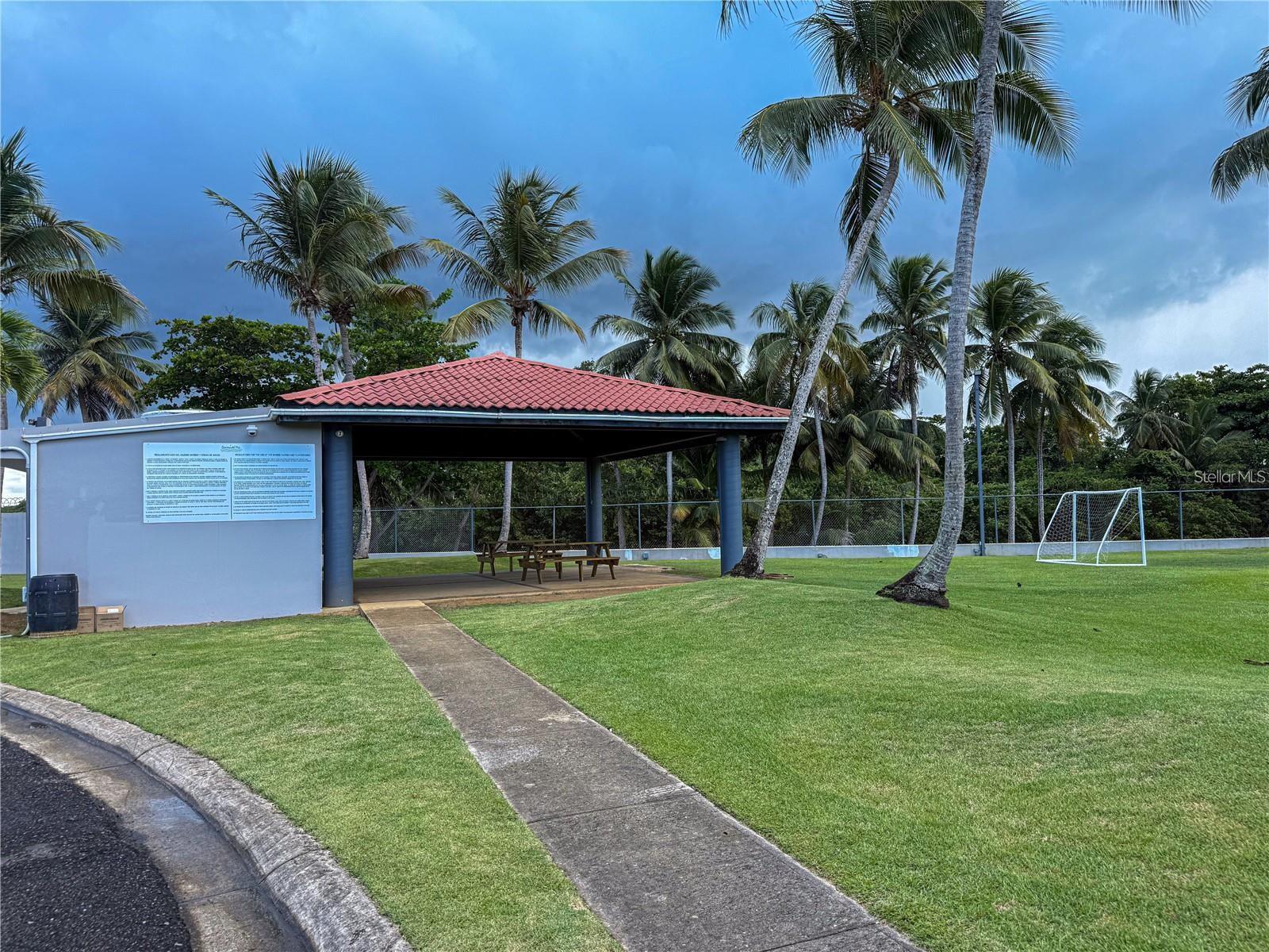 URB. CAMINO DEL MAR DEV. TOA BAJA - Residential