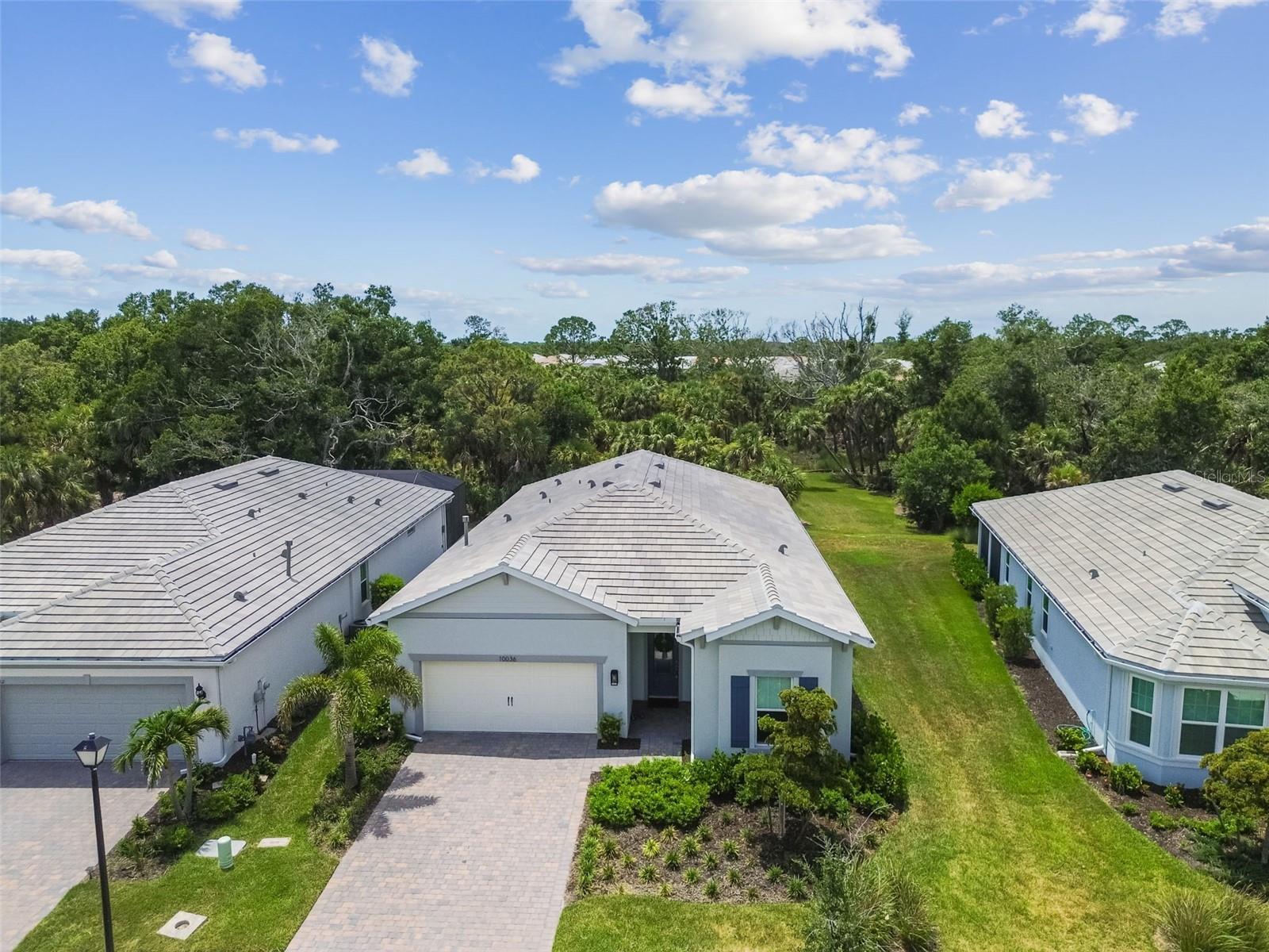 10036 BEACHWALK DRIVE