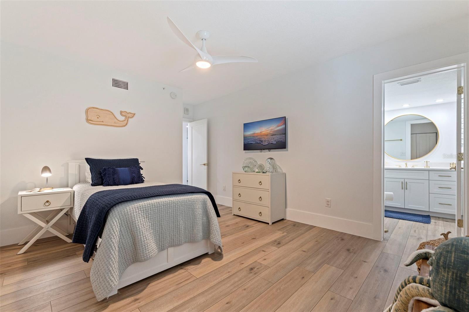 CABANA CLUB CONDO - Residential