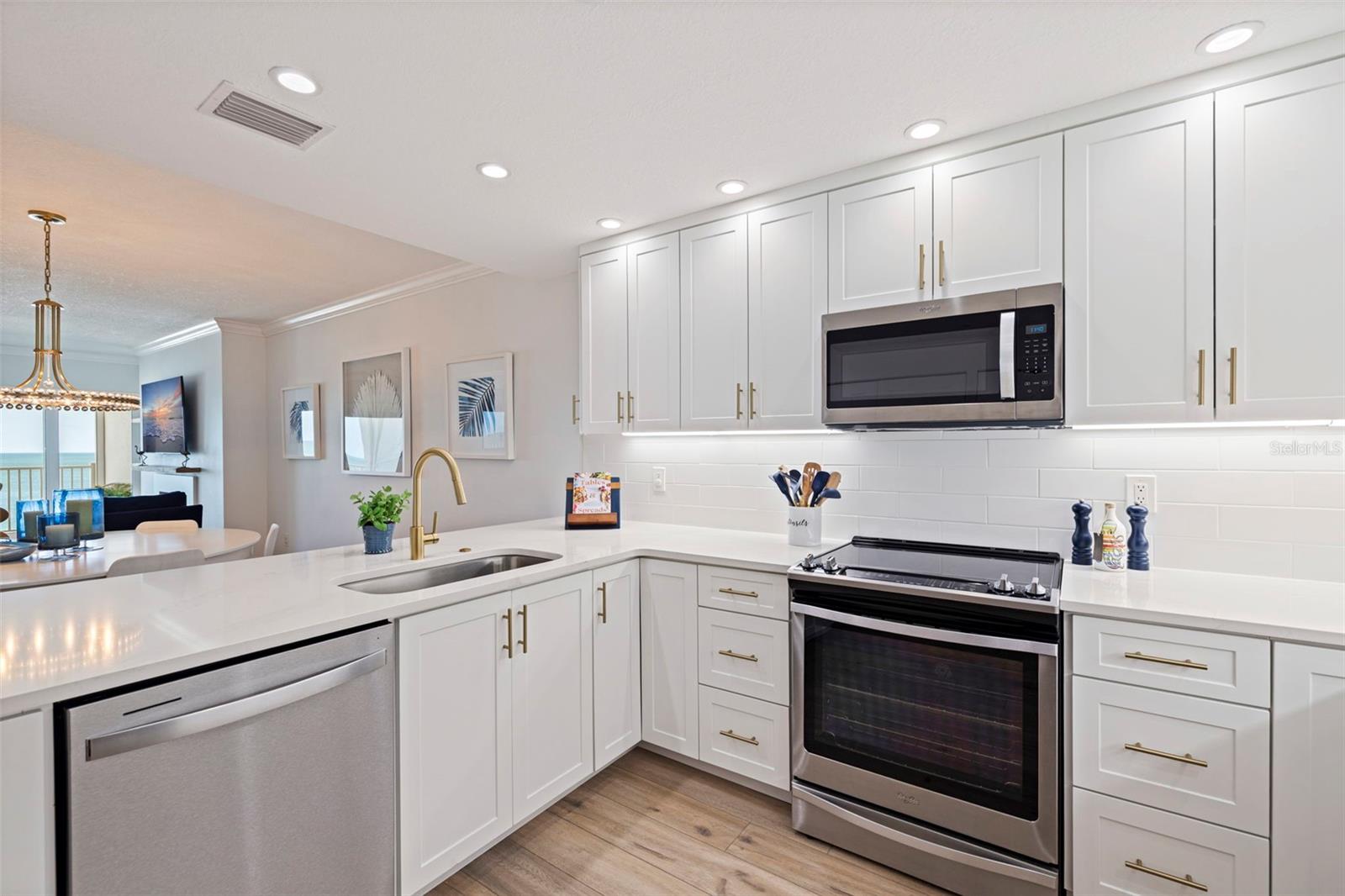 CABANA CLUB CONDO - Residential
