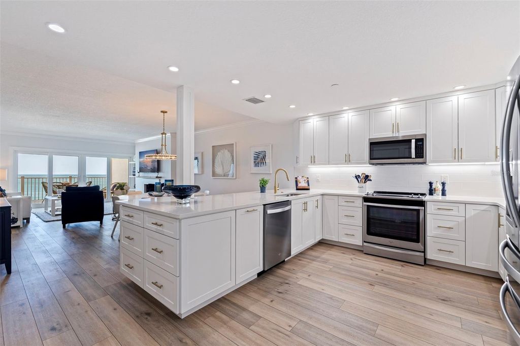 Photo of 1586 Gulf Boulevard #2501, Clearwater Beach, FL 33767 (MLS # TB8501644)