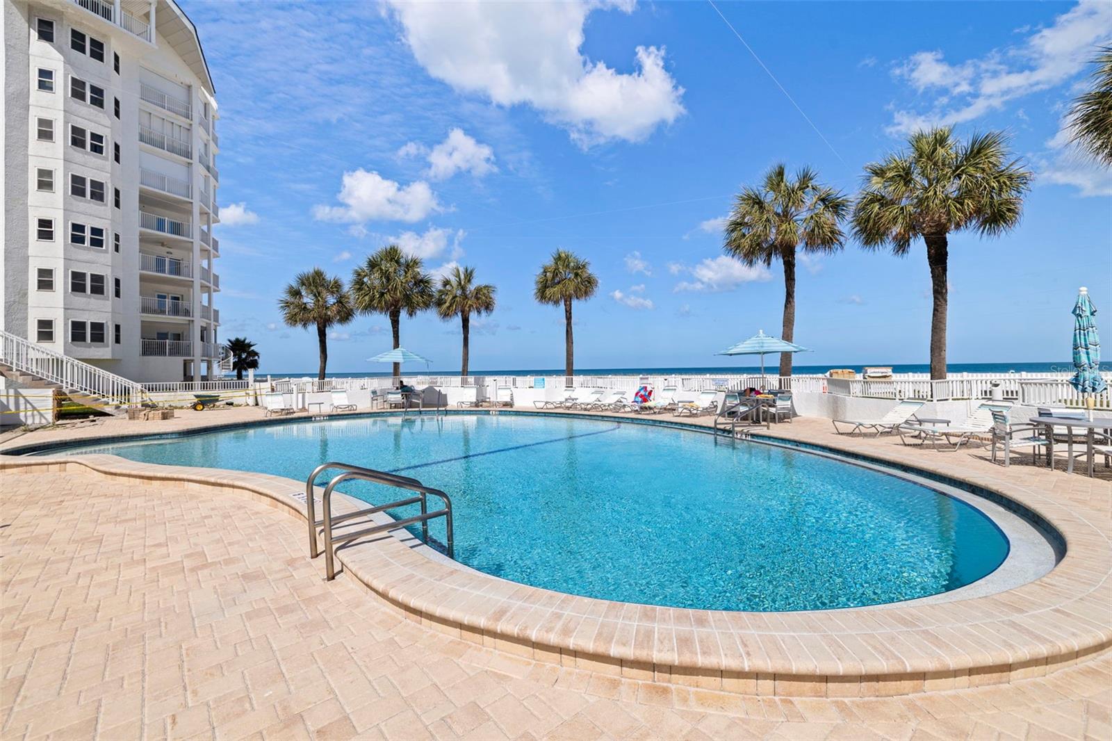 1586 GULF BOULEVARD 2501