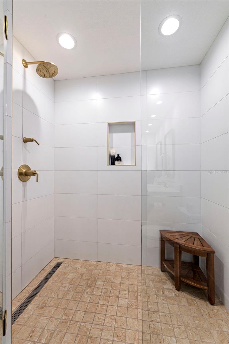 CABANA CLUB CONDO - Residential