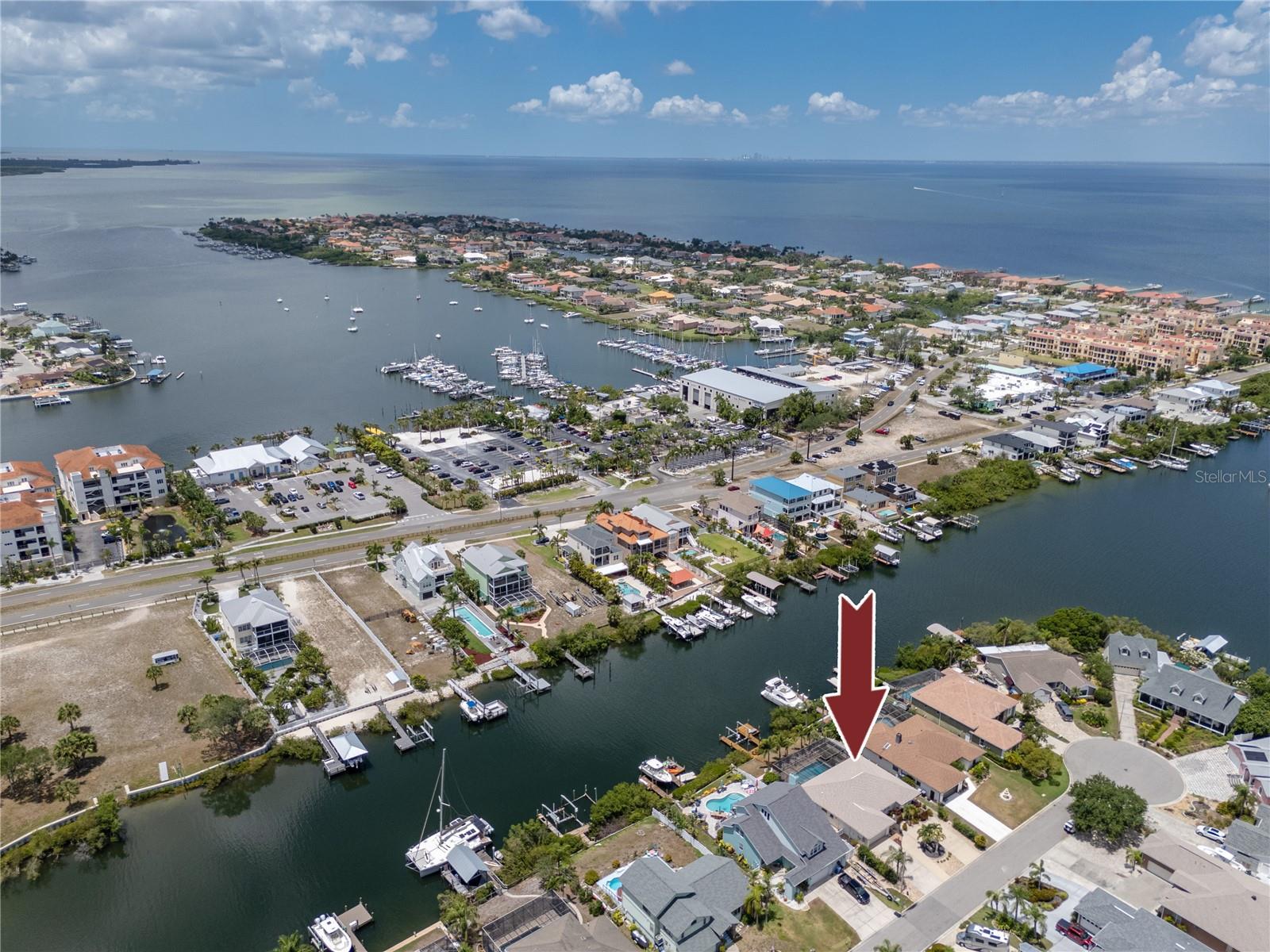 DOLPHIN COVE - Residential
