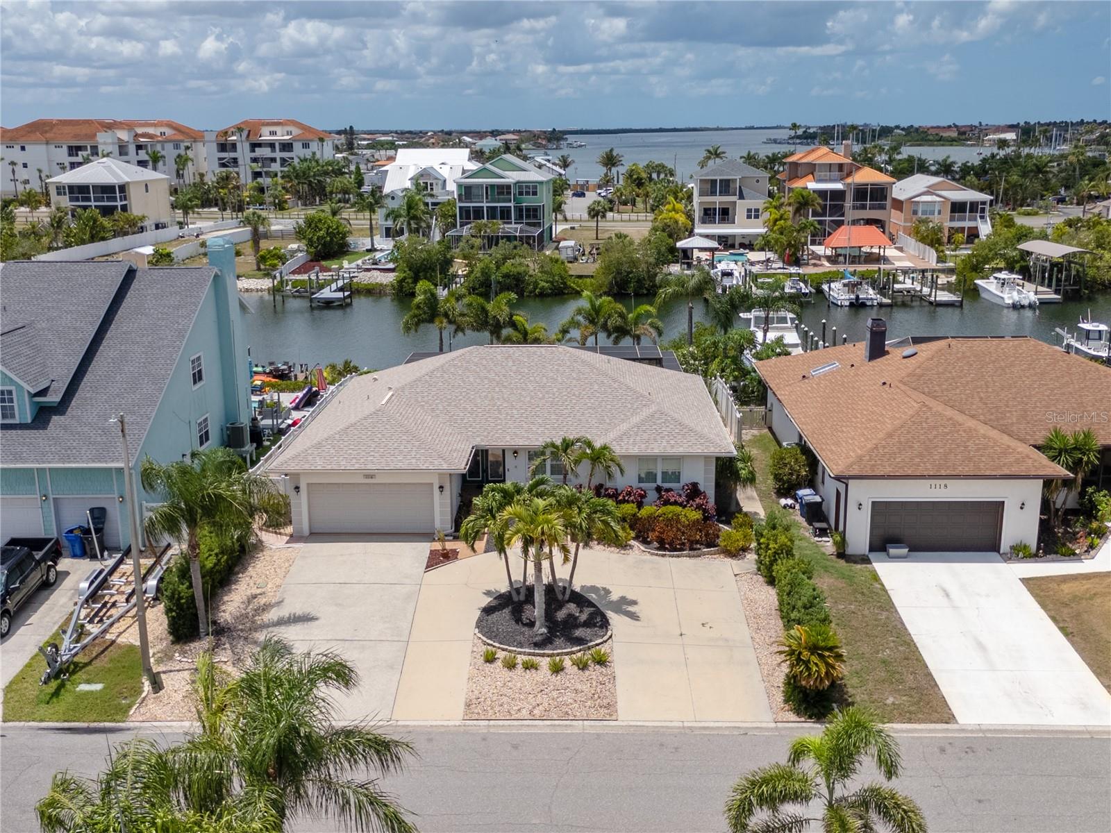 DOLPHIN COVE - Residential