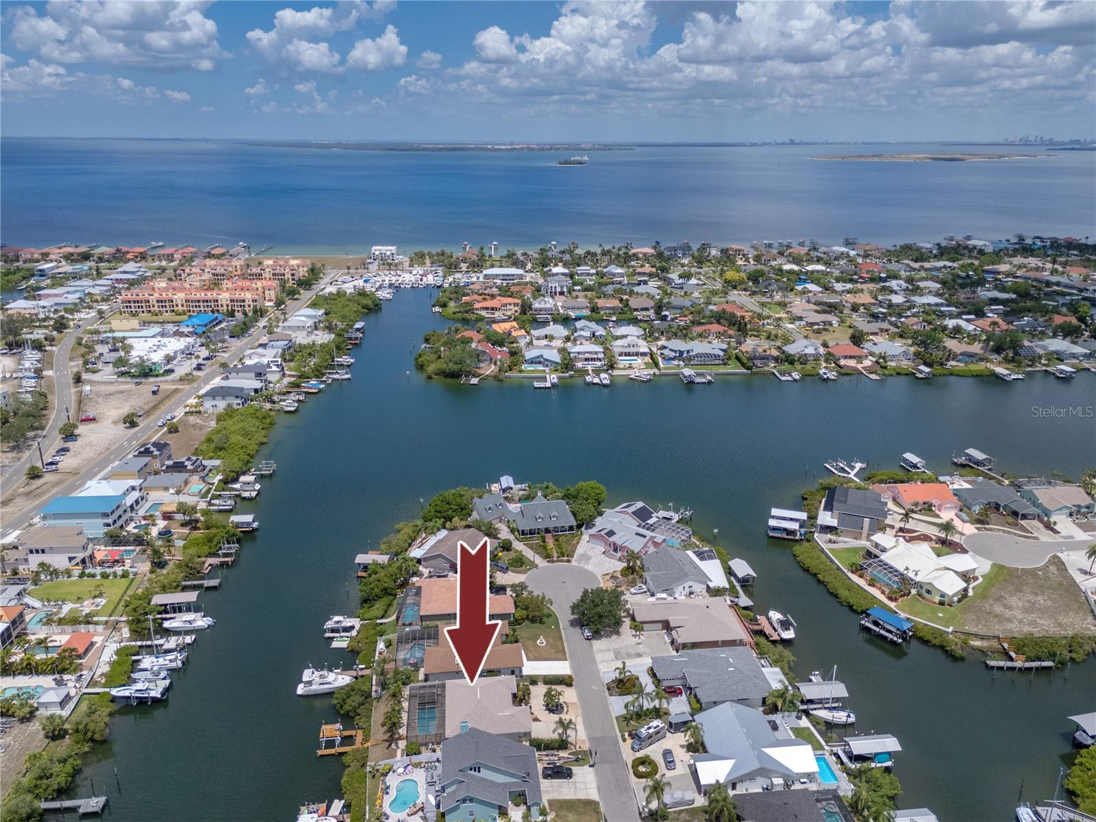 DOLPHIN COVE - Residential