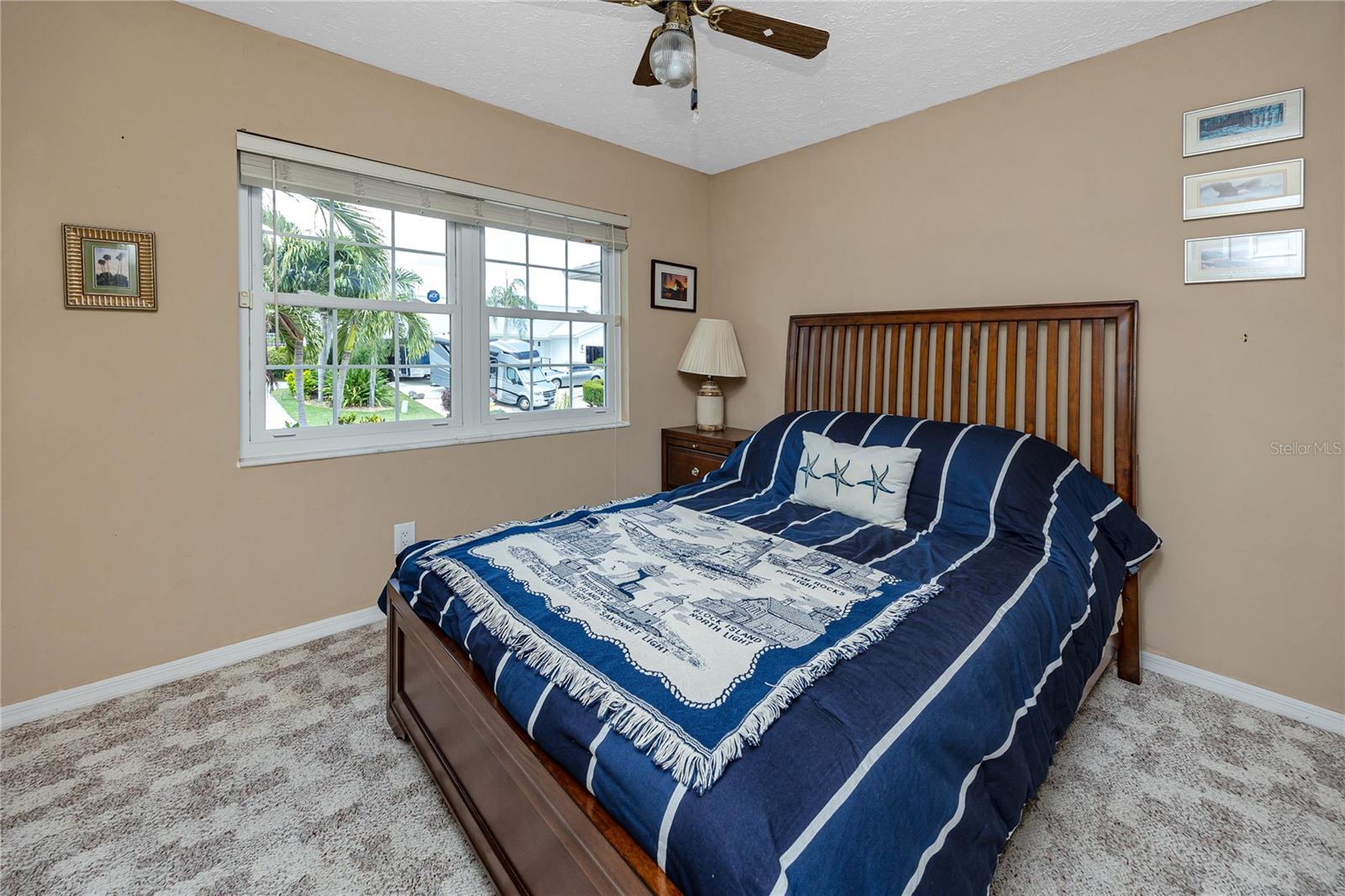 DOLPHIN COVE - Residential