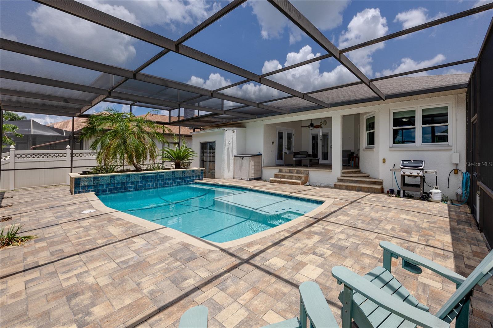 DOLPHIN COVE - Residential