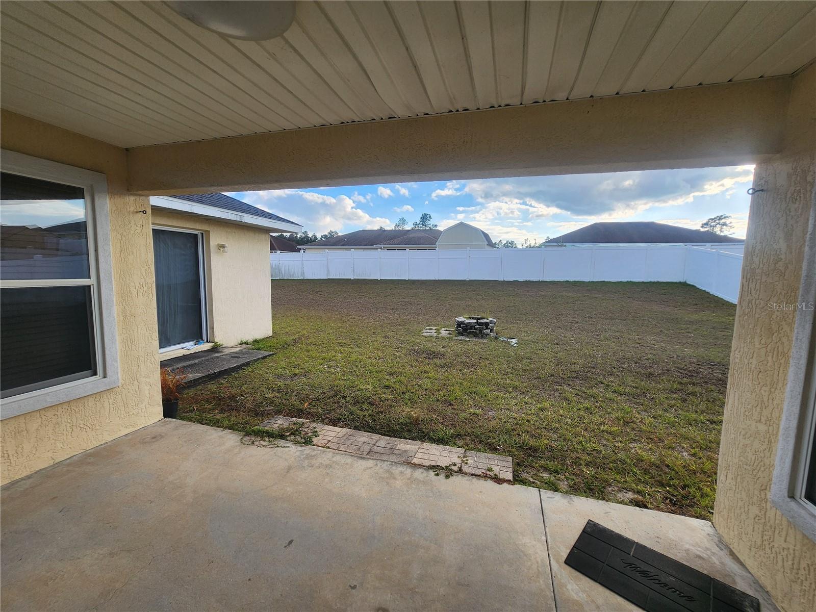 MARION OAKS UN 12 - Residential Lease