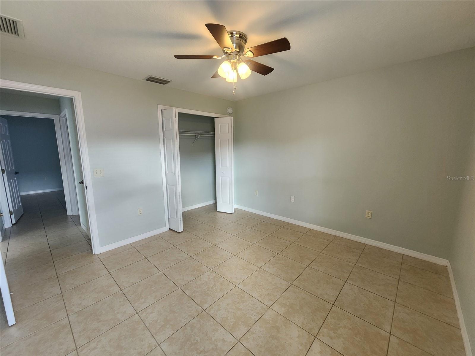 MARION OAKS UN 12 - Residential Lease