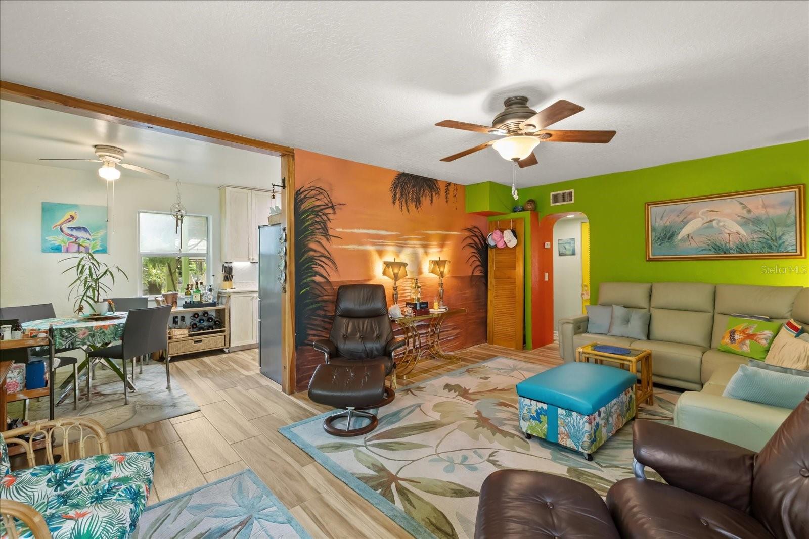 PLANTATION ACRES - Residential