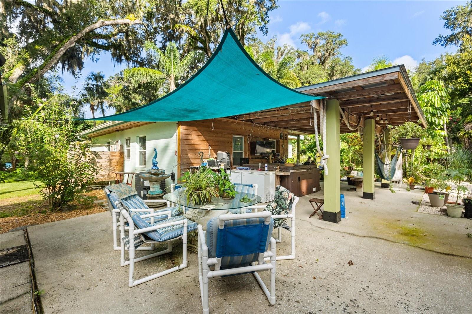 PLANTATION ACRES - Residential