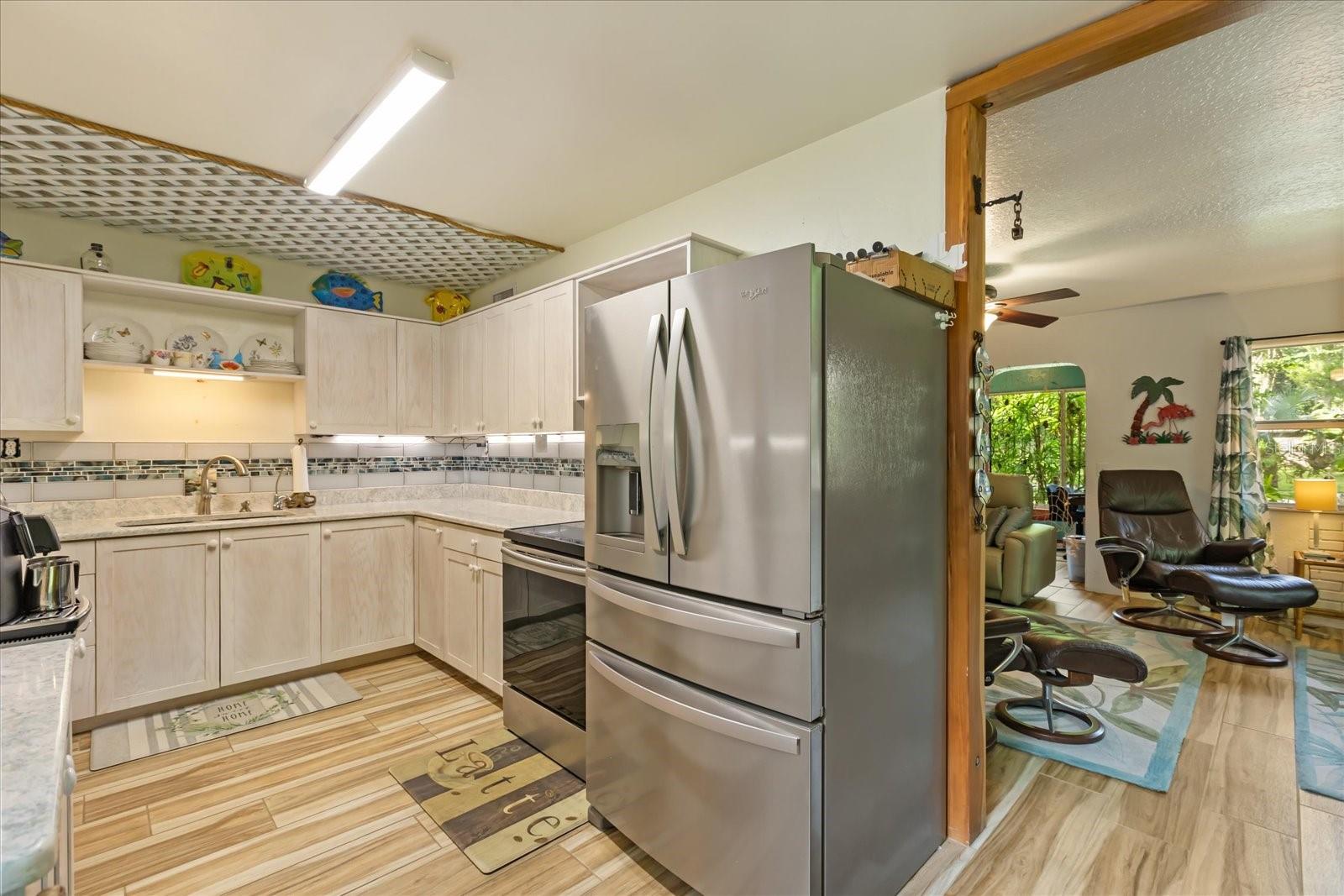 PLANTATION ACRES - Residential