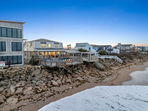 A home in NEW SMYRNA BEACH