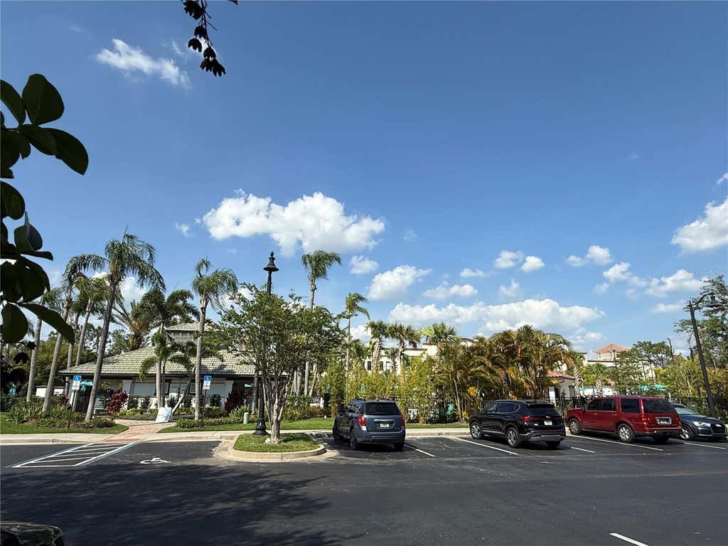 Photo of 4024 Breakview Drive #105, Orlando, FL 32819 (MLS # O6411424)