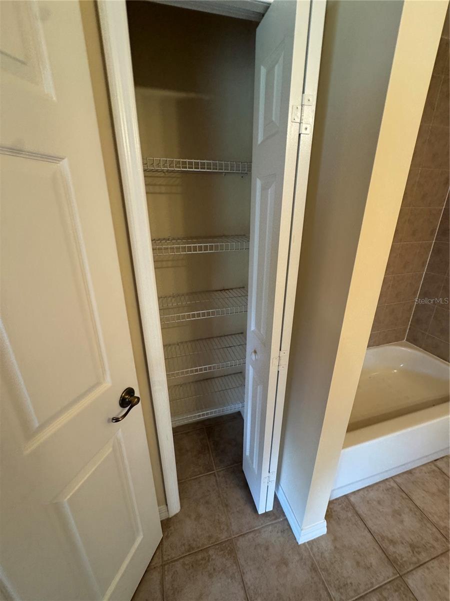 PORT CHARLOTTE SUB 49 - Residential Lease