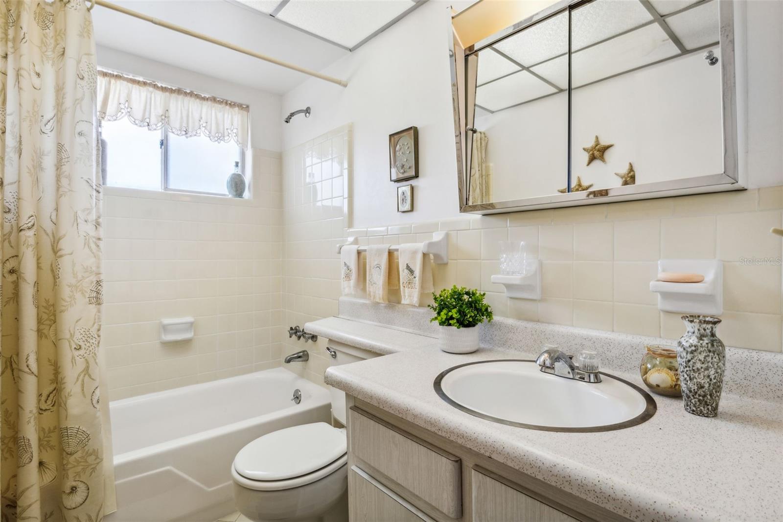 SEMINOLE GARDEN APTS CO-OP - Residential