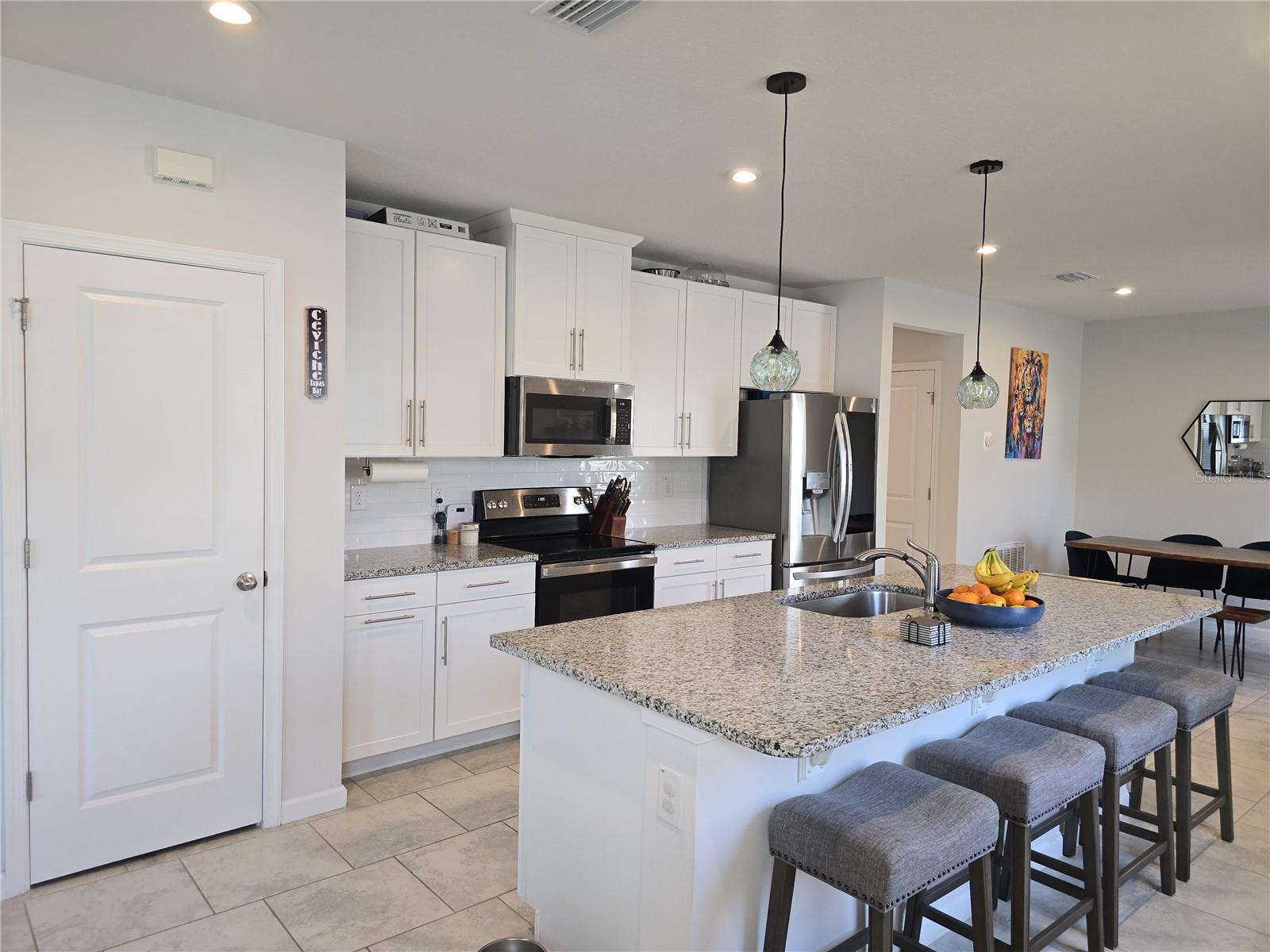 8867 PRAIRIE CREEK DRIVE