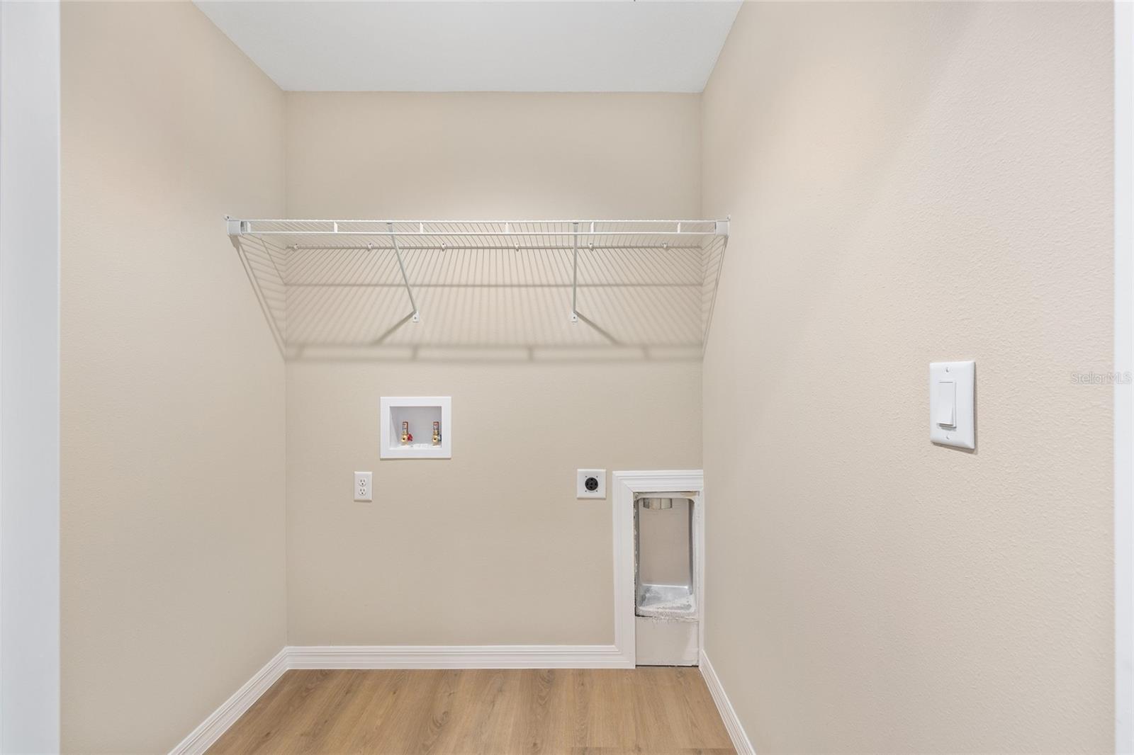 TRAILS EAST - Residential