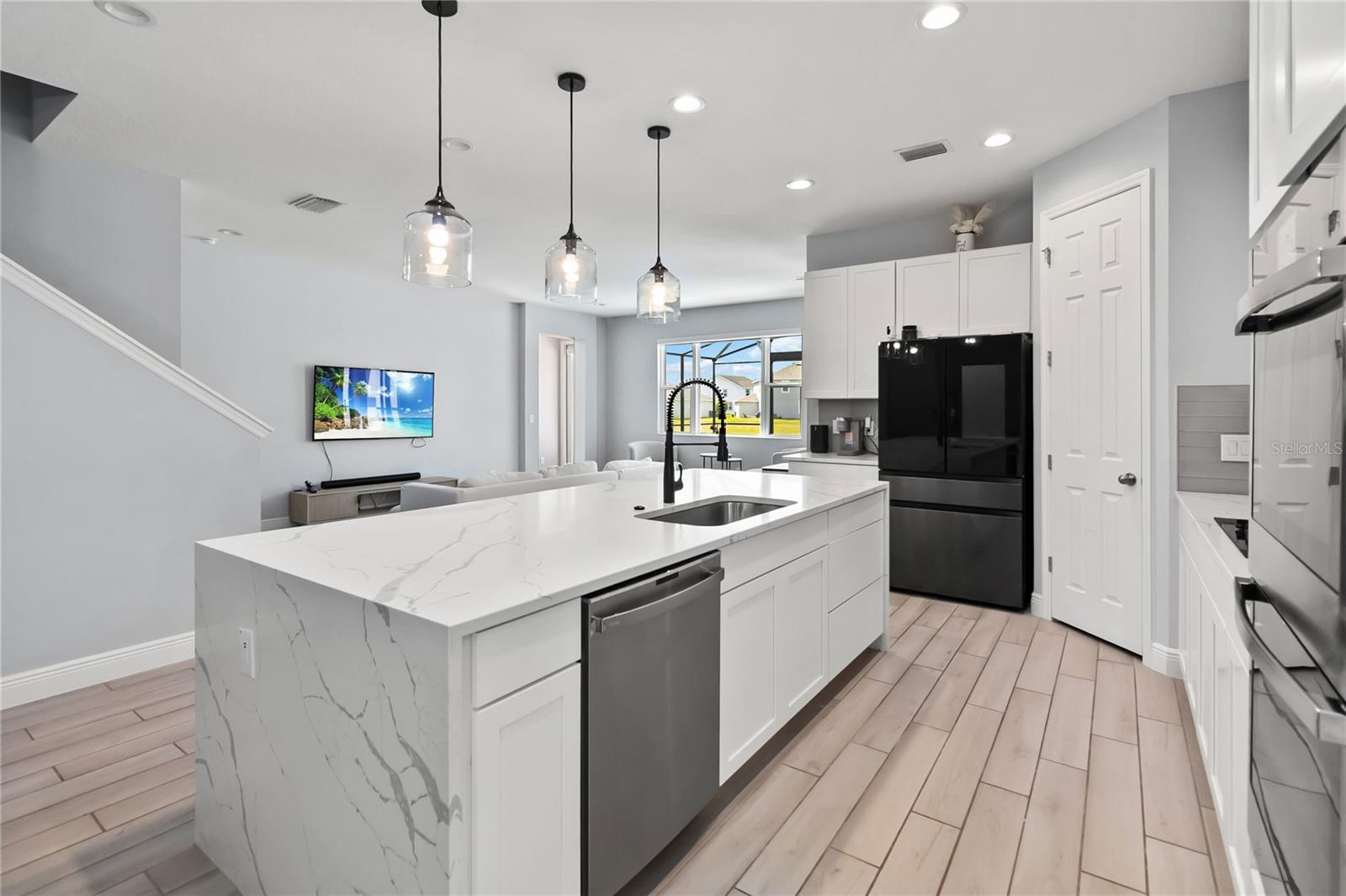 HANOVER LAKES PH 5 - Residential