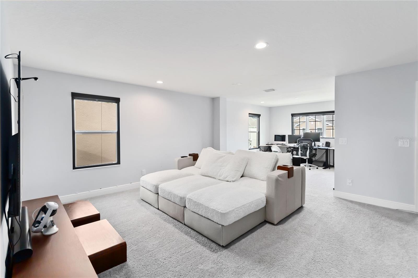 HANOVER LAKES PH 5 - Residential