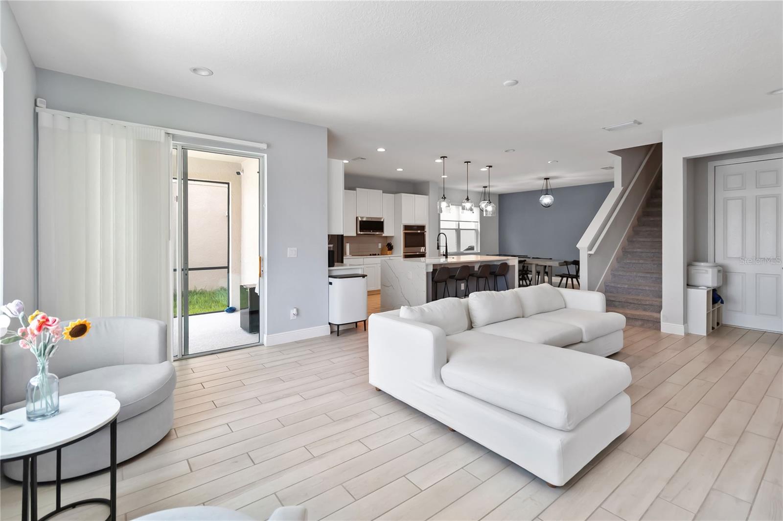 HANOVER LAKES PH 5 - Residential