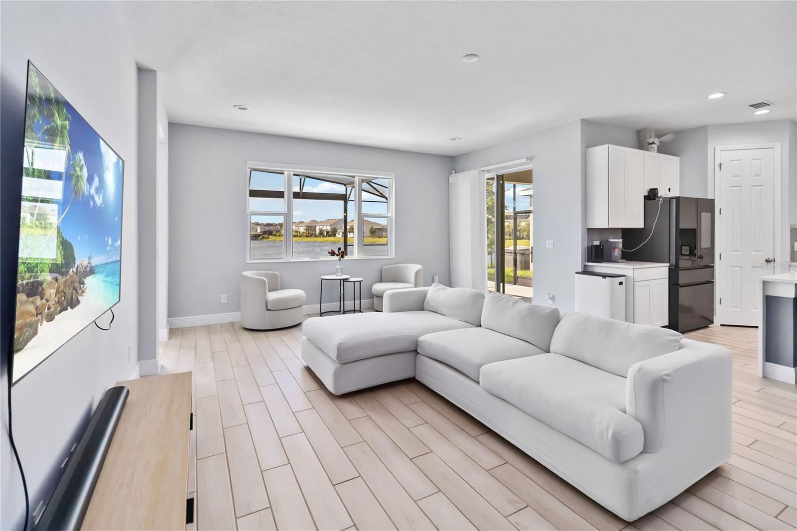 HANOVER LAKES PH 5 - Residential