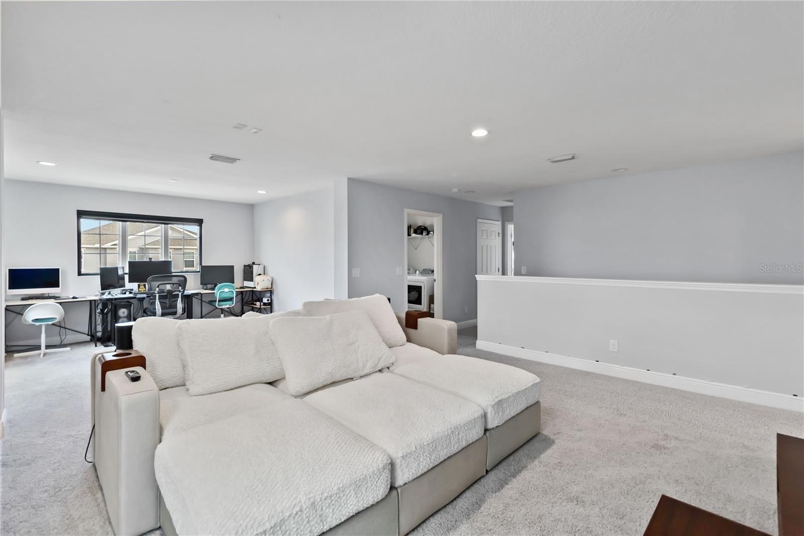 HANOVER LAKES PH 5 - Residential