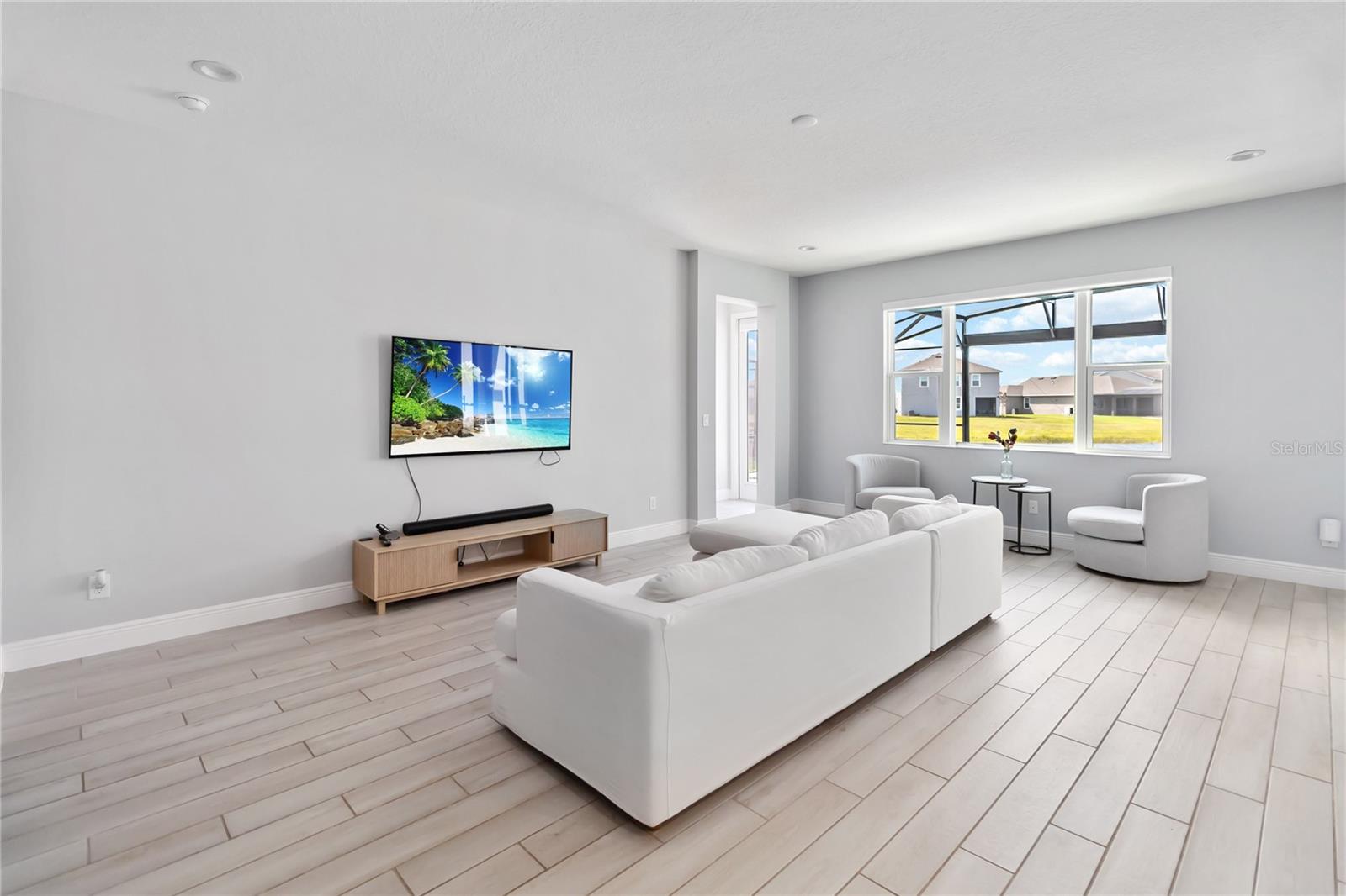HANOVER LAKES PH 5 - Residential