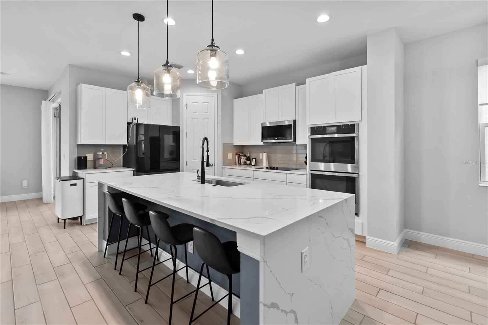 HANOVER LAKES PH 5 - Residential