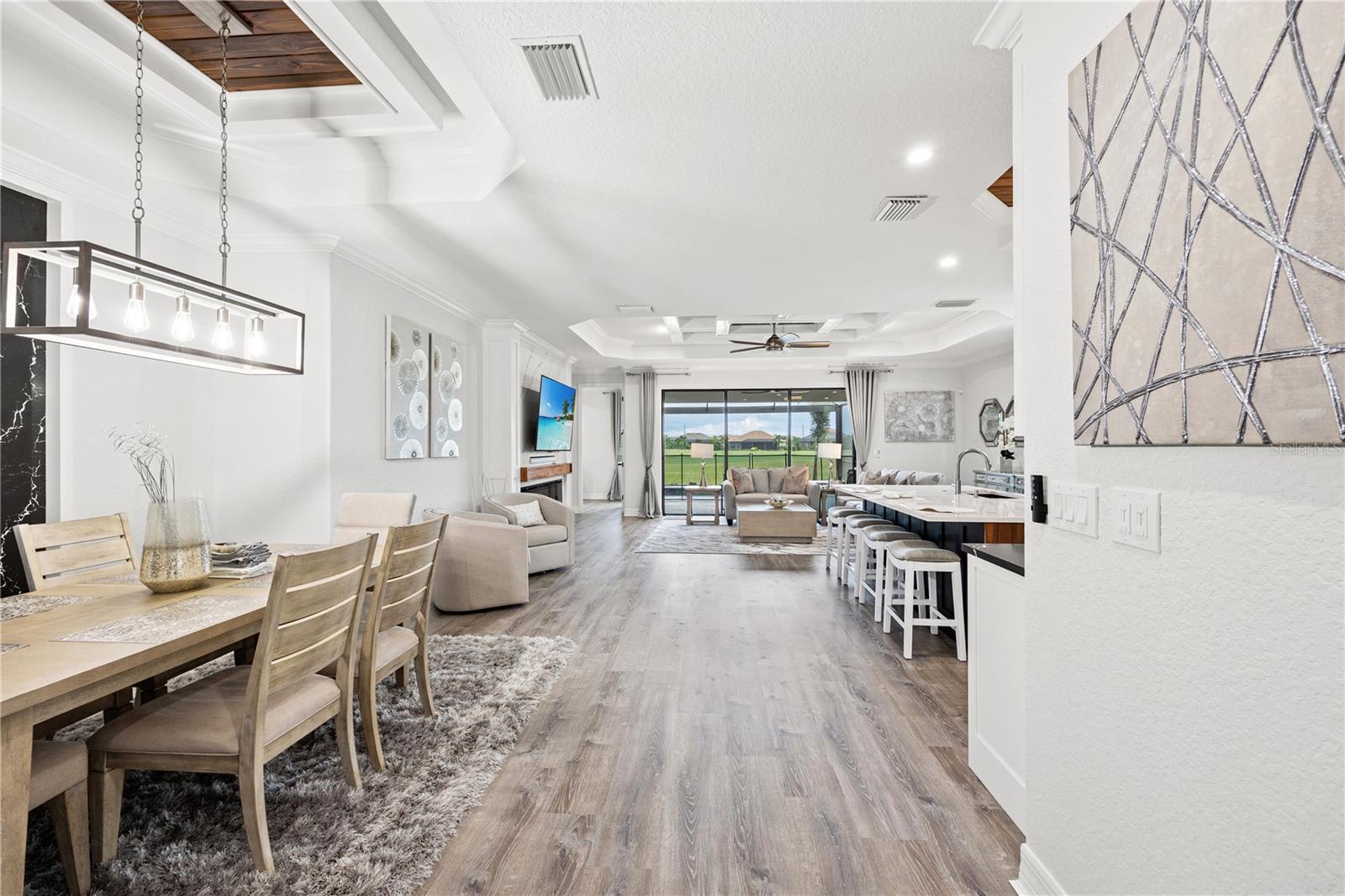 LAKEWOOD NATIONAL - Residential Lease