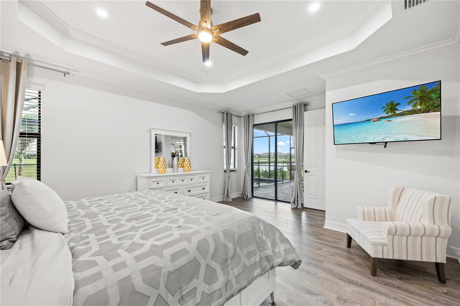 LAKEWOOD NATIONAL - Residential Lease