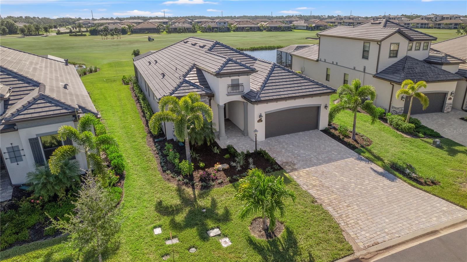 LAKEWOOD NATIONAL - Residential Lease