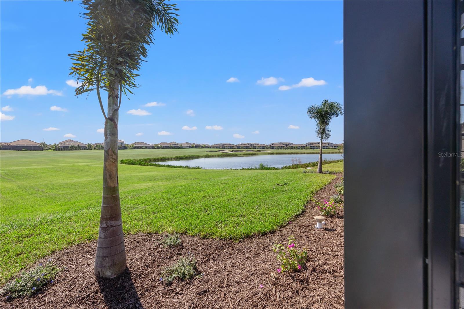 LAKEWOOD NATIONAL - Residential Lease