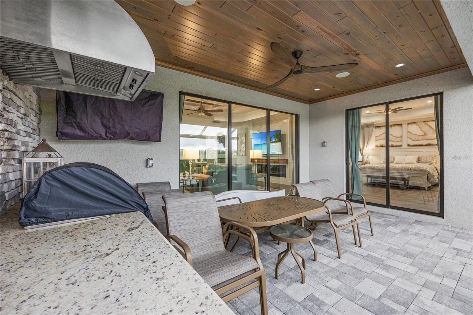 LAKEWOOD NATIONAL - Residential Lease