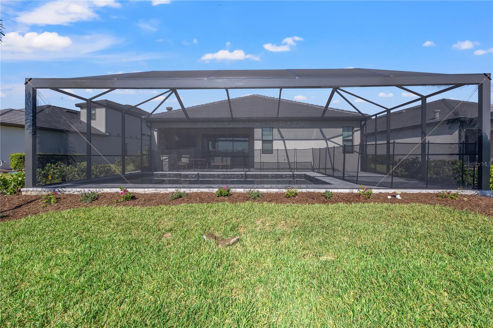 LAKEWOOD NATIONAL - Residential Lease