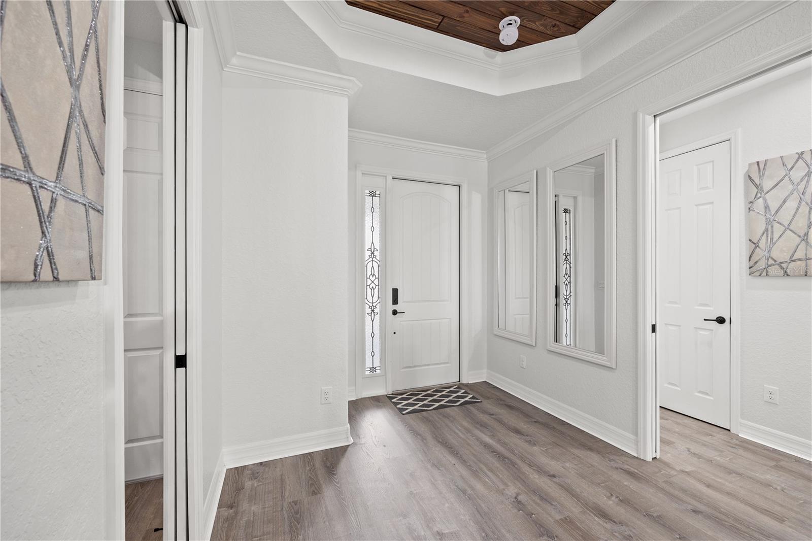 LAKEWOOD NATIONAL - Residential Lease