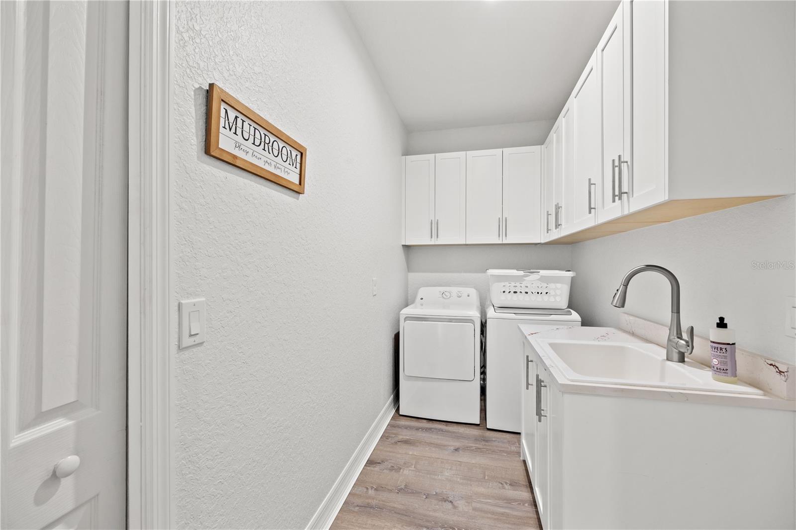 LAKEWOOD NATIONAL - Residential Lease