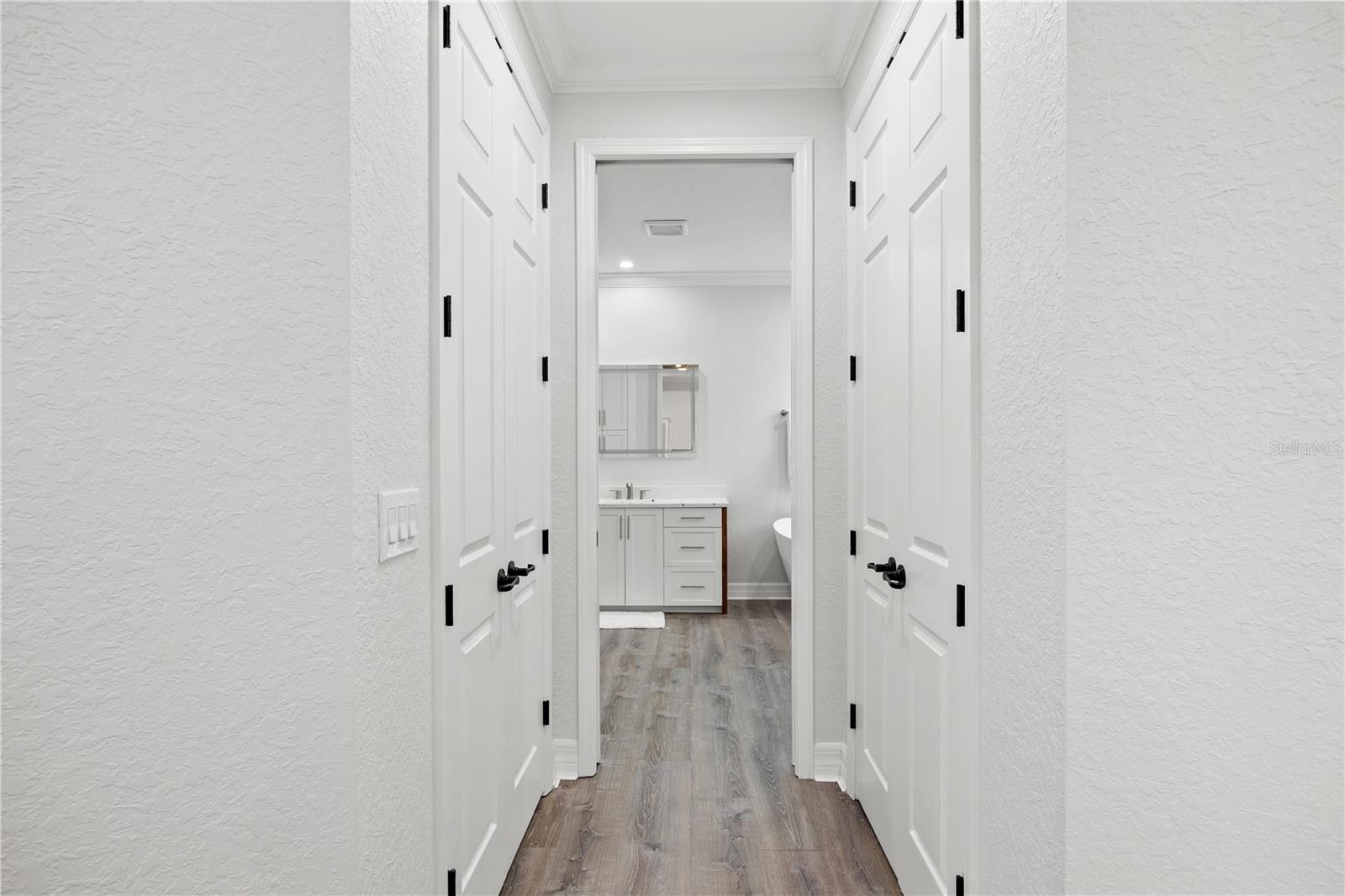 LAKEWOOD NATIONAL - Residential Lease