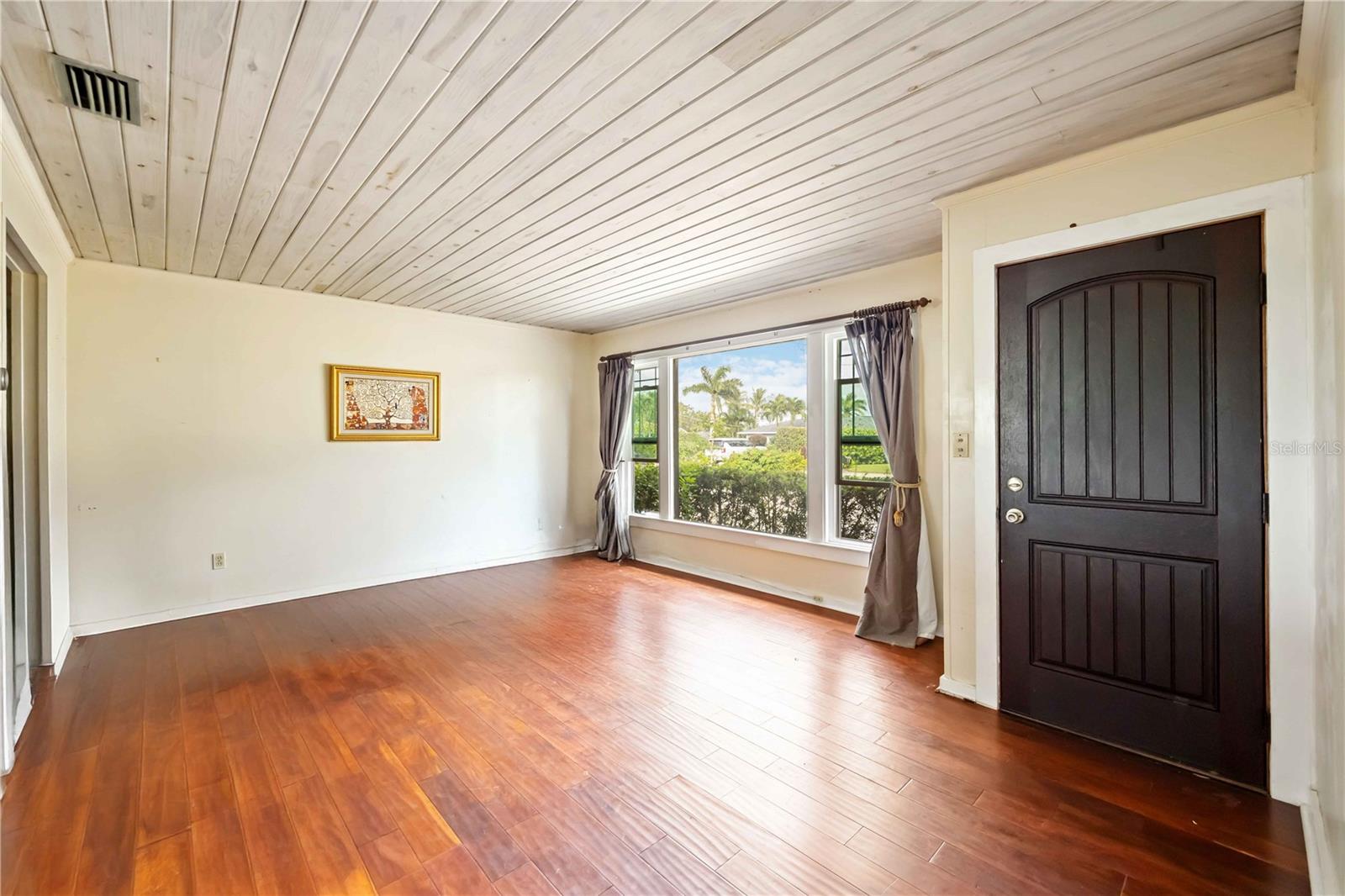 SHORE ACRES - Residential