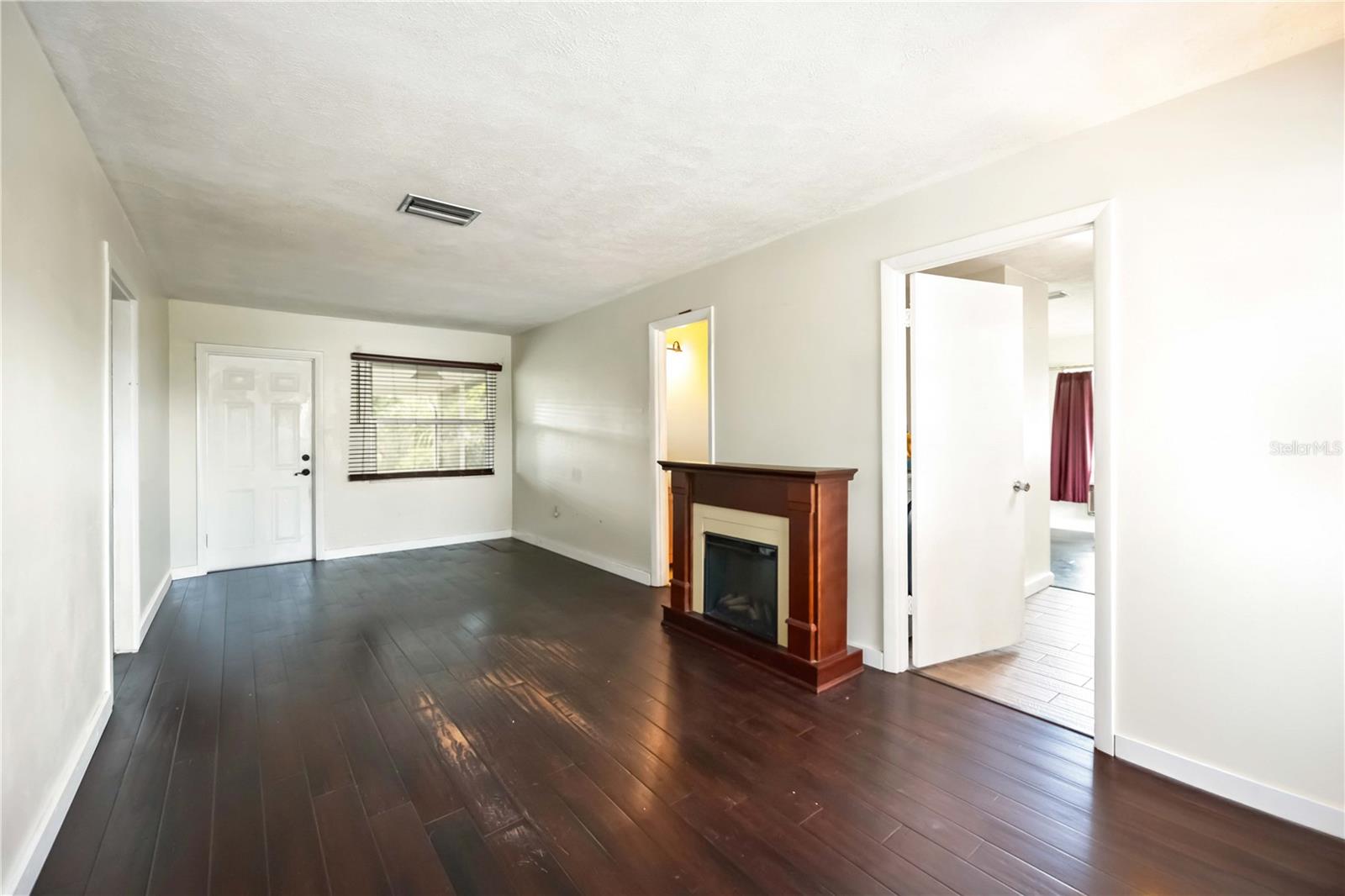 SHORE ACRES - Residential