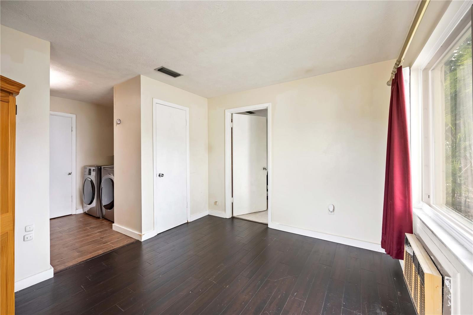 SHORE ACRES - Residential