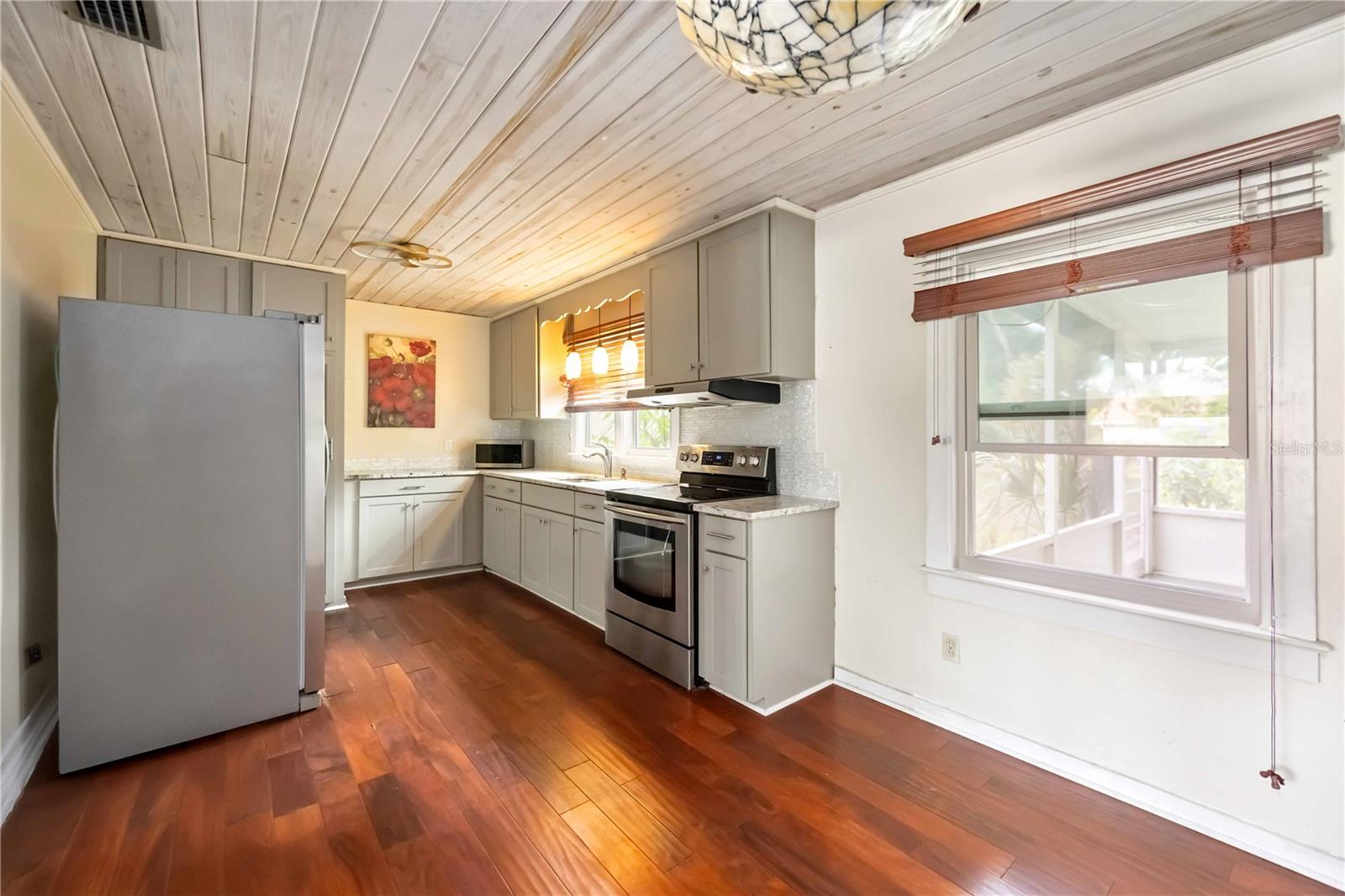 SHORE ACRES - Residential